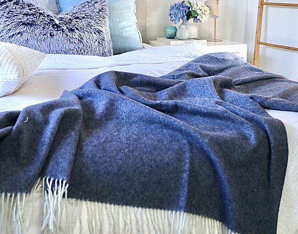 Kensington Throw - 10% Cashmere/ 90% Super Fine Merino Wool - Navy - TRENDZ