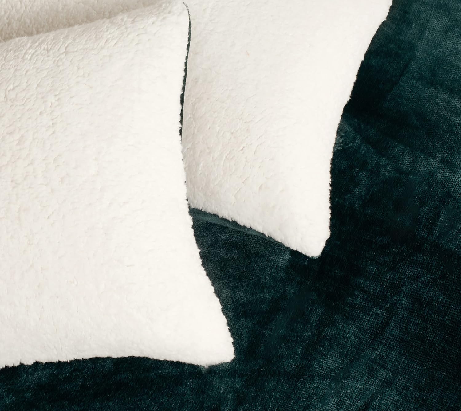 Teddy Sherpa Twin-Pack European Pillowcases - Soft Reversible Velvet & Sherpa Cushion Covers - Machine Washable with Zipper Closure - 65x65cm - Emerald Green - TRENDZ