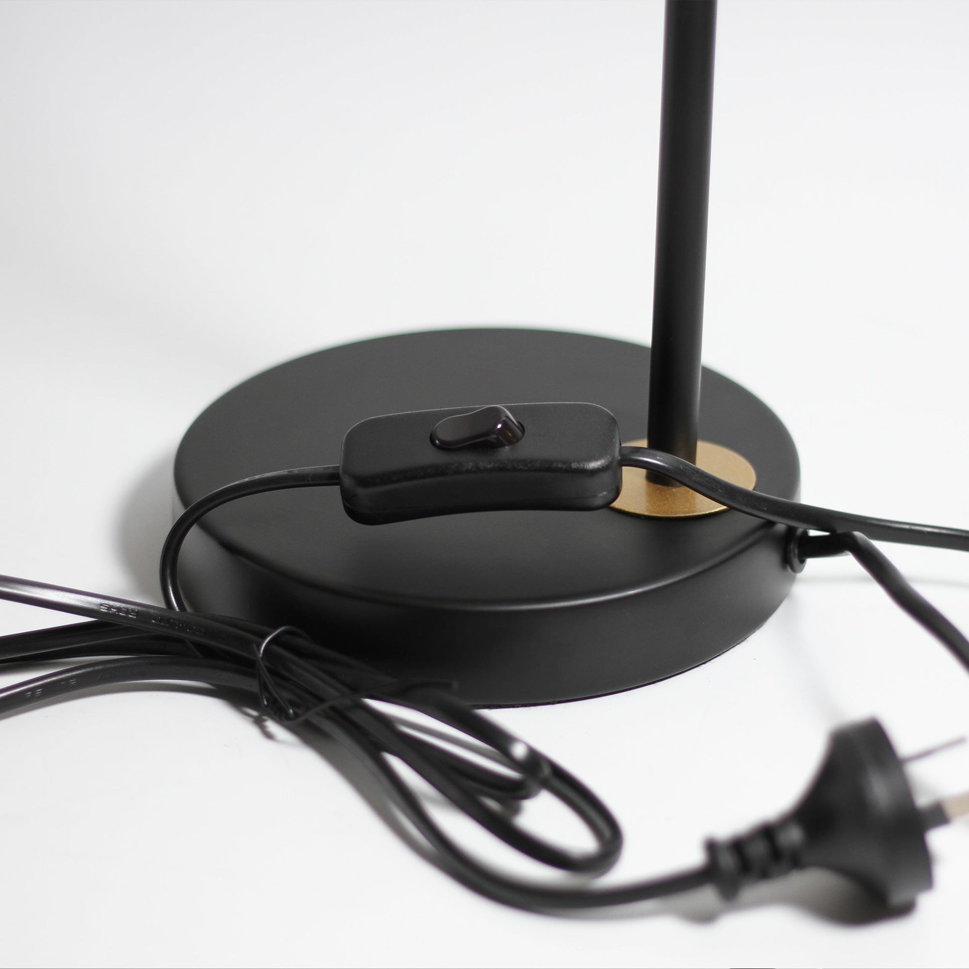 Yvette Rattan Table Lamp - TRENDZ