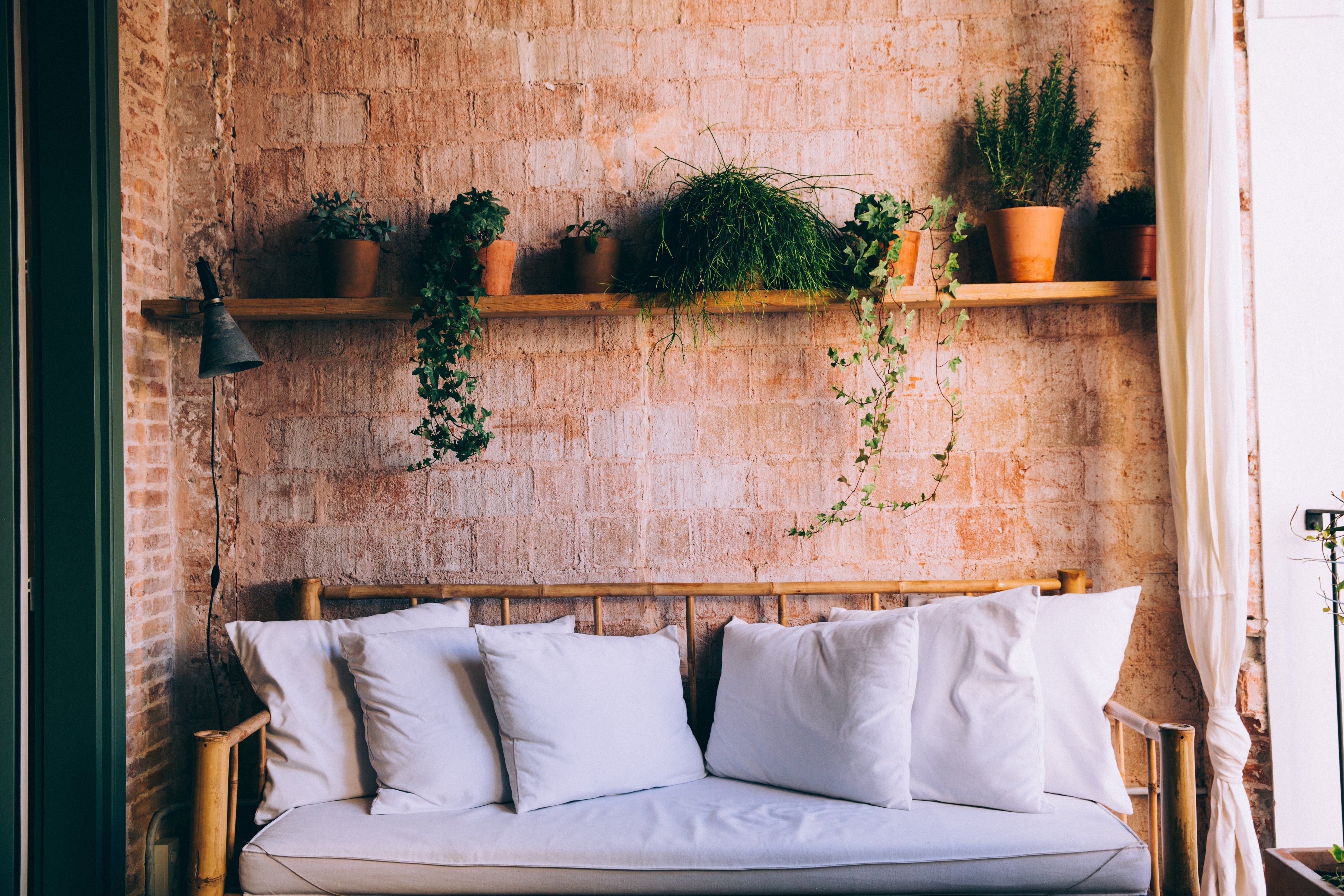 2025 Outdoor Furniture Guide