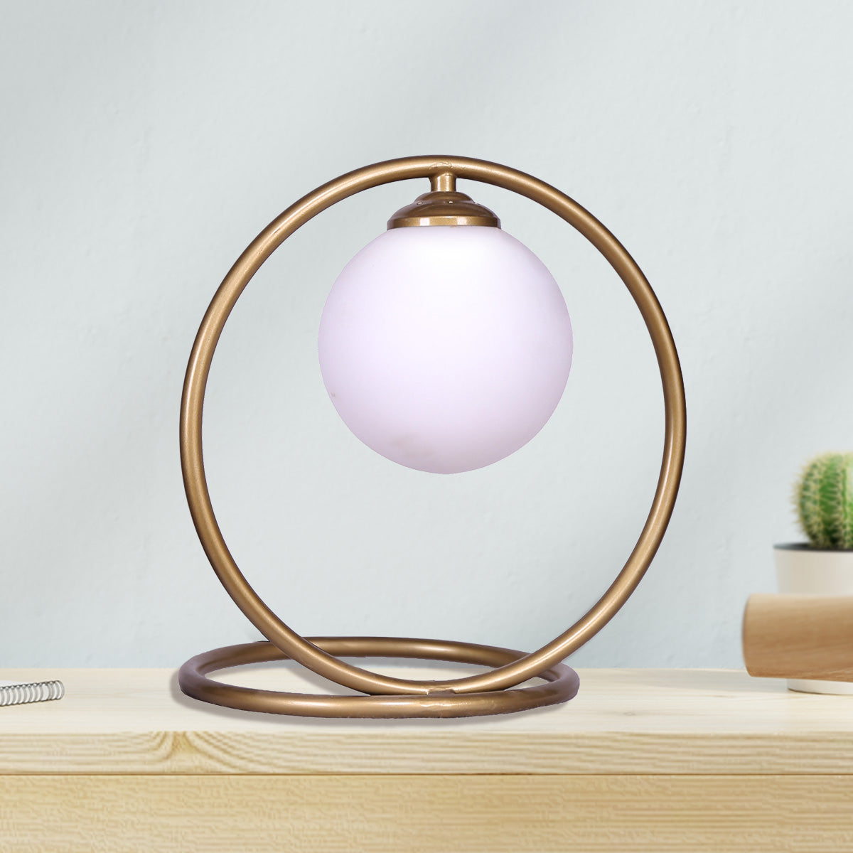 Sarantino Gold Metal Table Lamp - TRENDZ