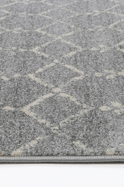 delicate-cassiday-grey-ivory-rug 200x290 - TRENDZ