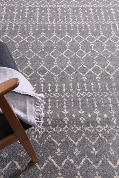 delicate-cassiday-grey-ivory-rug 200x290 - TRENDZ