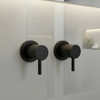 Della Francesca Bath &amp; Shower Mixer – Matte Black